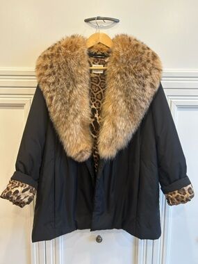 Gianfranco Ferre Black Puffer Coat with genuine fur / Leopard patterned Trim